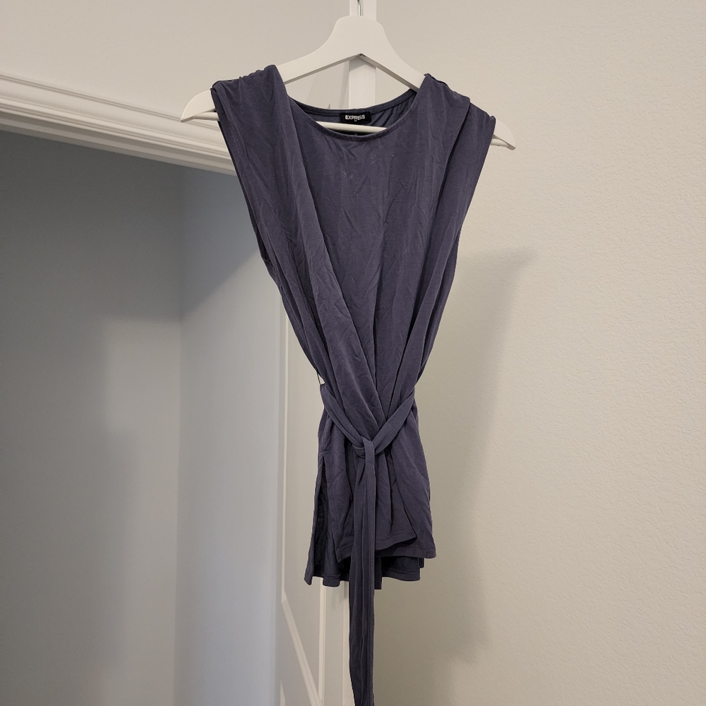 Express XS Top